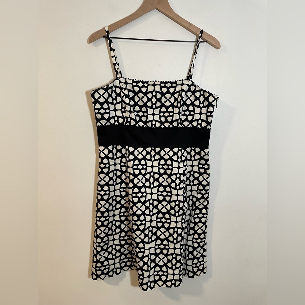 Nine West Black & White Spaghetti Strap Geometric Mini Dress Size 12 97% Cotton - Picture 1 of 8
